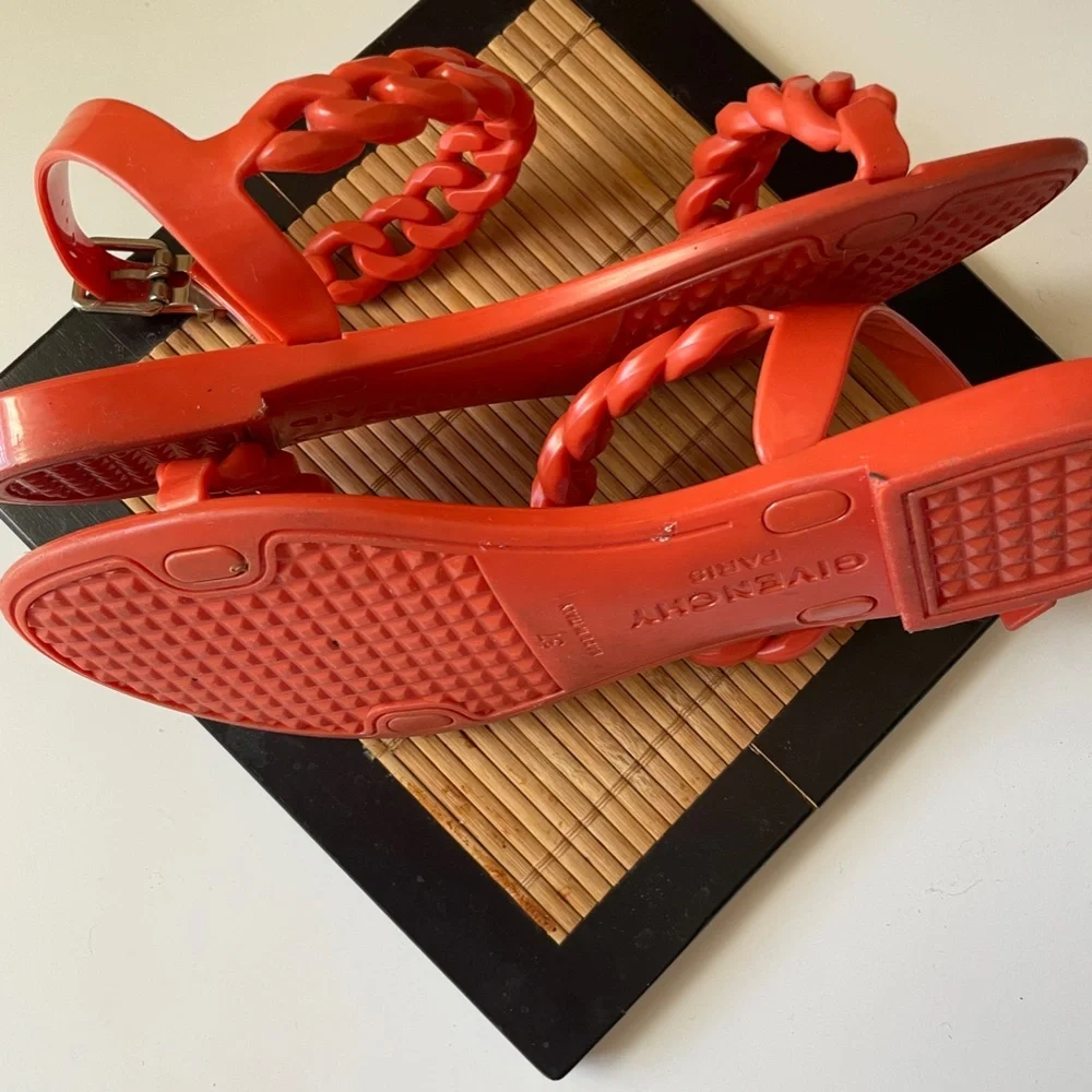 Givenchy Orange Jelly Rope Flat Sandals Size 6.5.        0060 - Picture 4 of 4